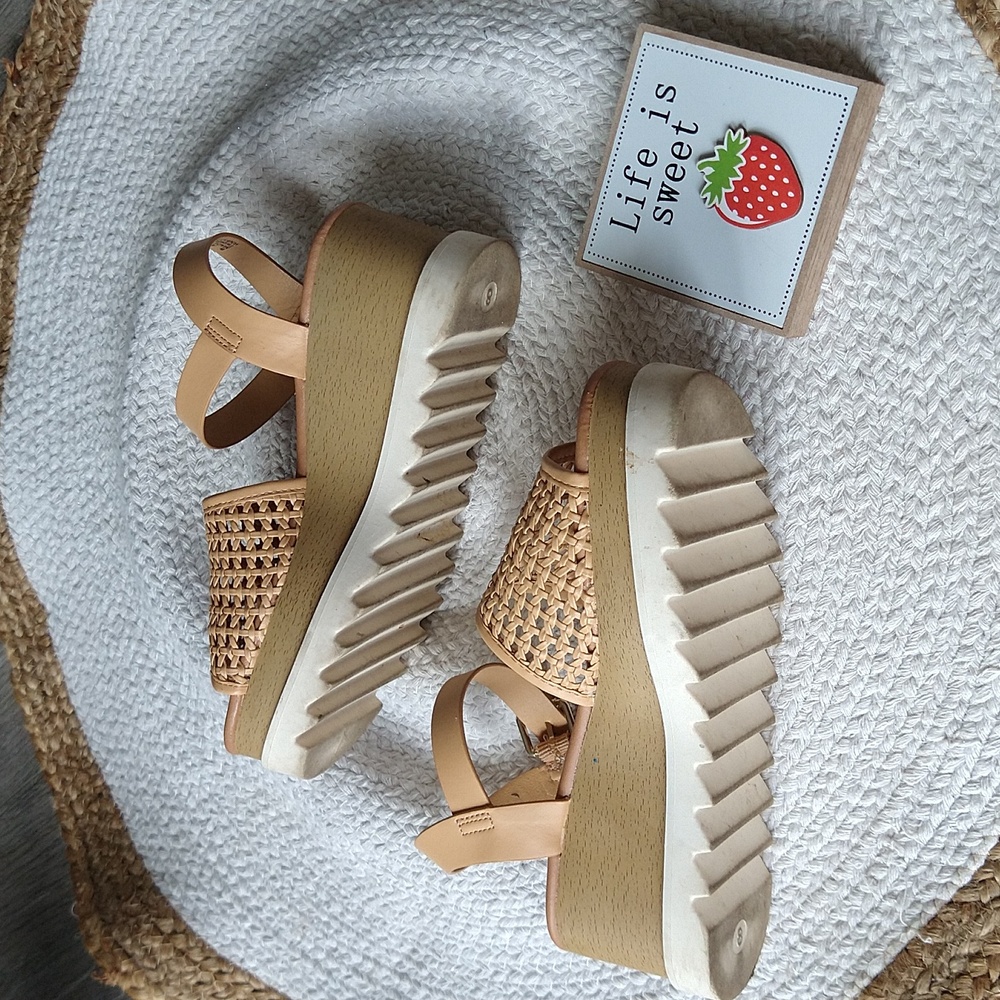 Universal Thread Alba Platform Woven Sandals - image 2